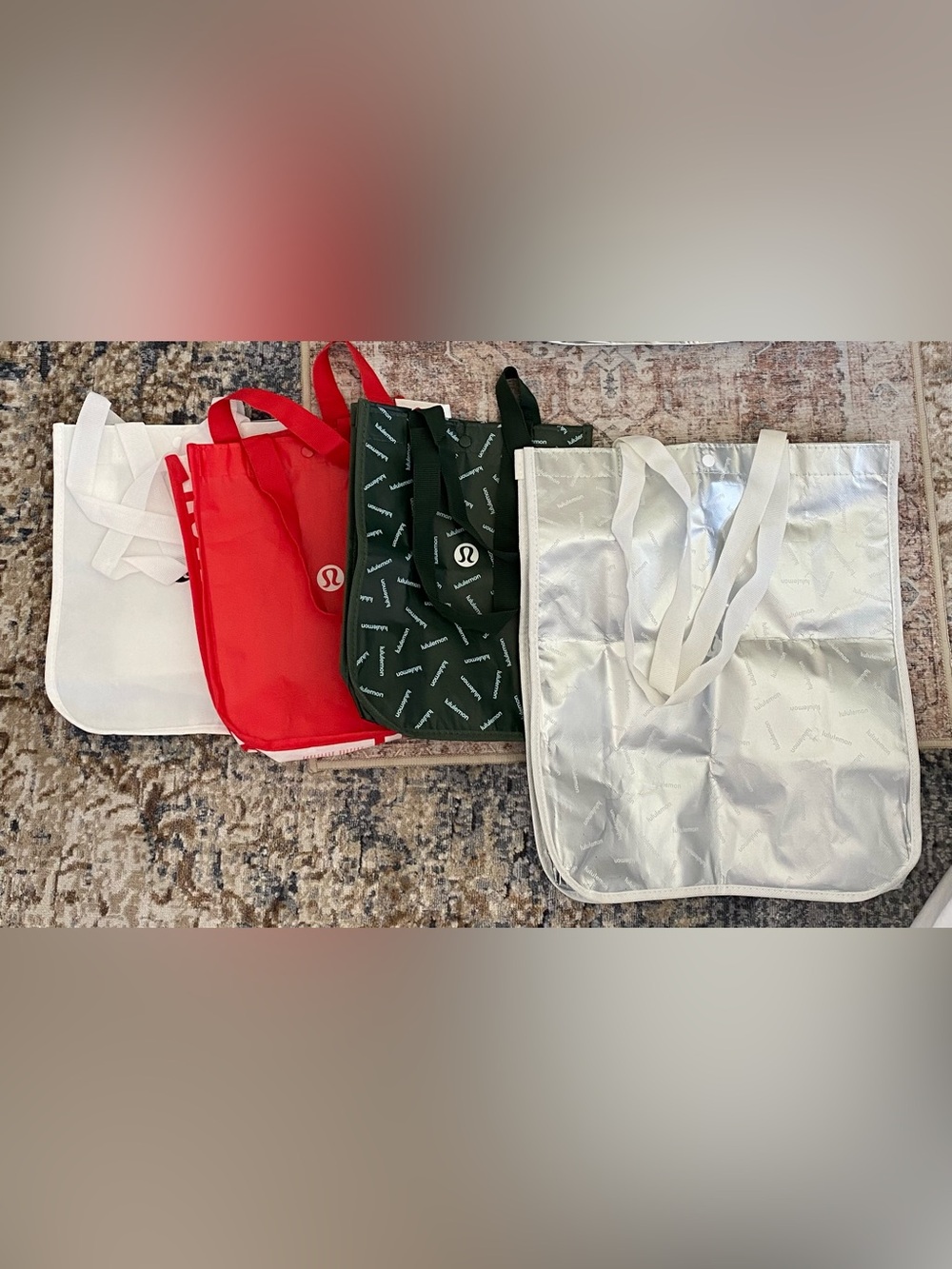 Set of 4 luluemon shopping bags